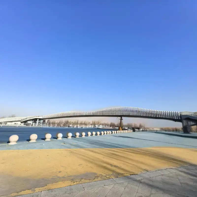 Quid sunt beneficia ferro structuram pedestria pontes?